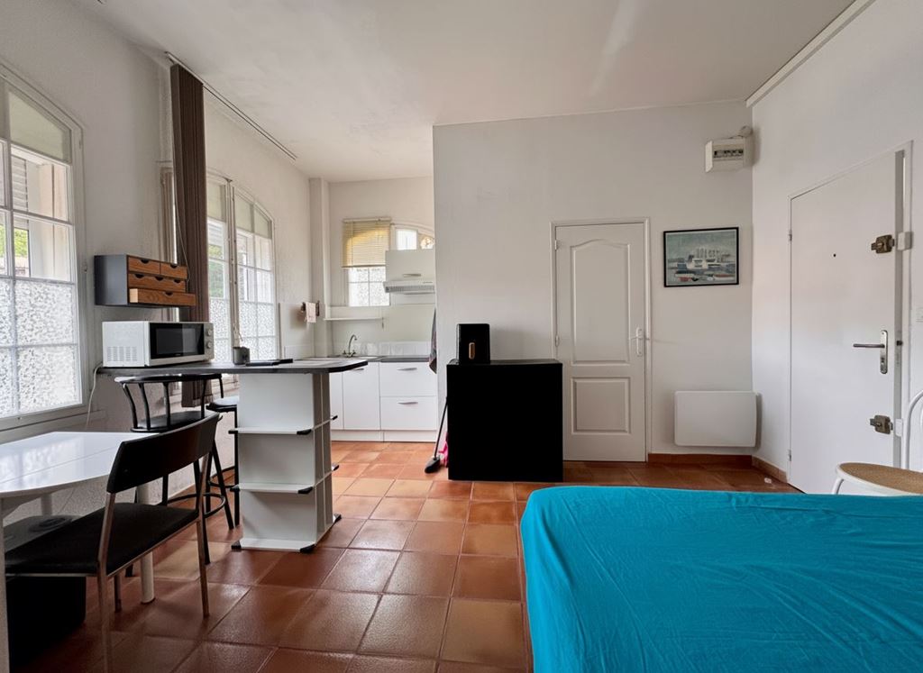 Appartement Studio LA MADRAGUE (83270) AGENCE CONSEILS AZUR